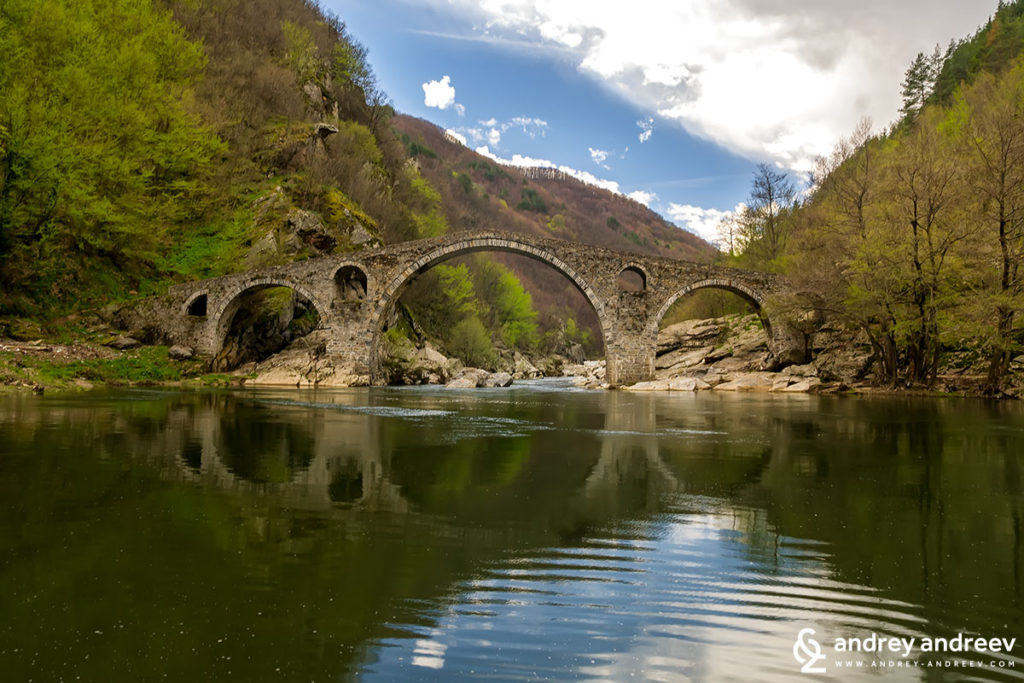 Jembatan "The Devil's Bridge" Yang Konon Dibangun Oleh Setan di Jerman